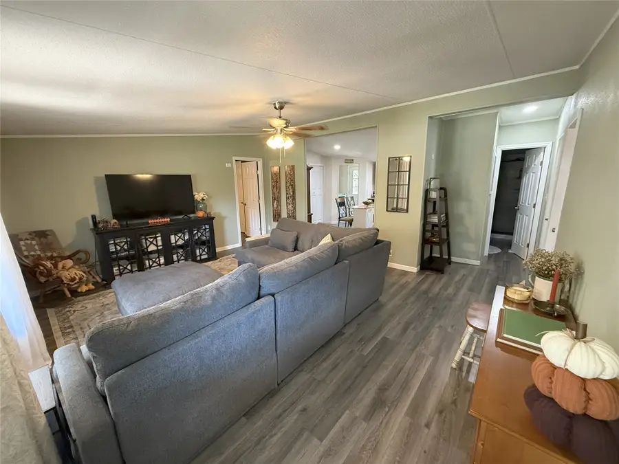 103 Halsell Street, Bridgeport, TX 76426 - Image #3