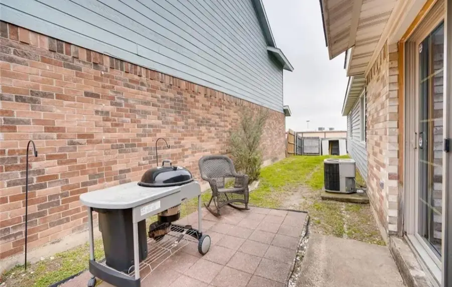 9941 Lone Eagle Drive, Fort Worth, TX 76108 - Image #3