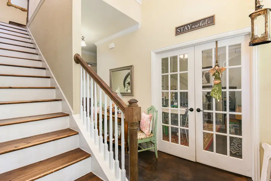 203 Saddle Ridge Court, Springtown, TX 76082 - Image #3