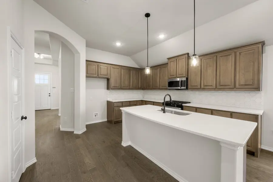 7712 Gatevine Avenue, Joshua, TX 76058 - Image #3