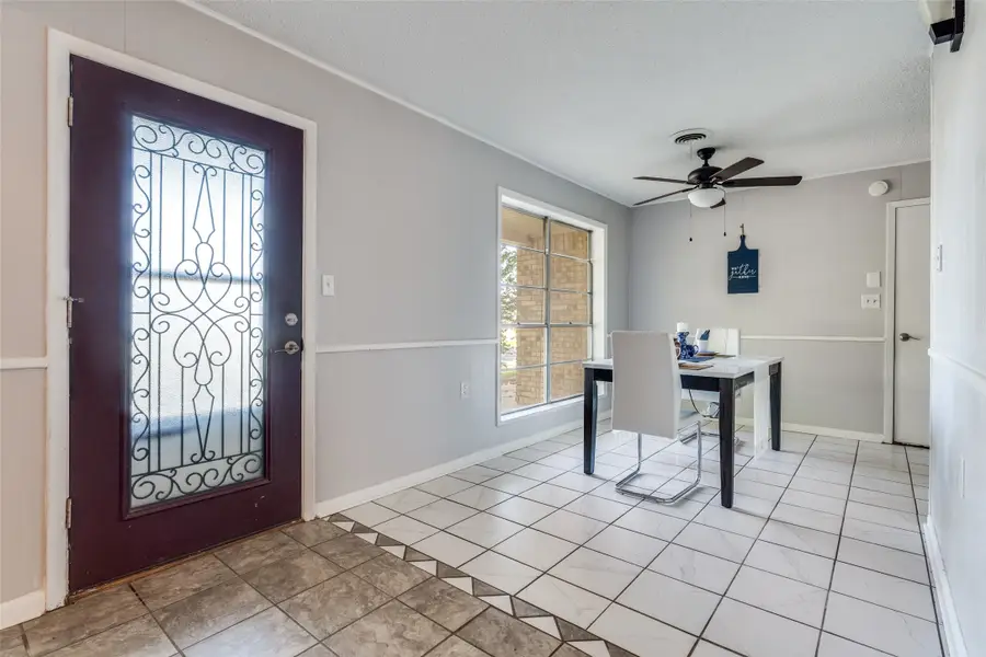 1505 N Matthews Street, Bowie, TX 76230 - Image #2