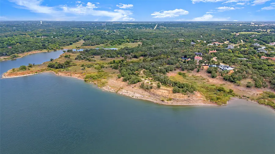 6204 Shoreview Court, Flower Mound, TX 75022 - Image #3