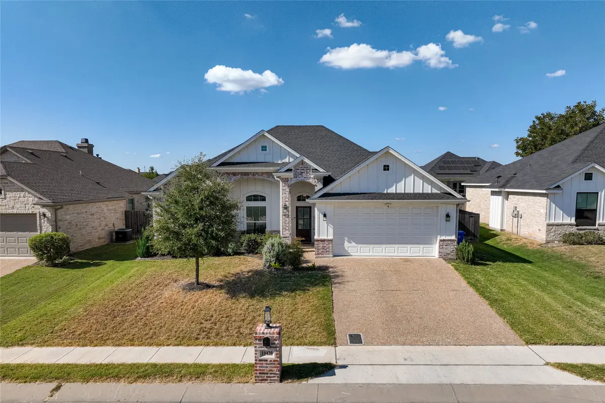 10420 Fallen Leaf Drive, Waco, TX 76712 - Image #1