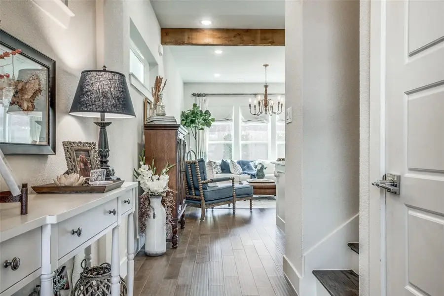 7860 Minglewood Lane, Dallas, TX 75231 - Image #2