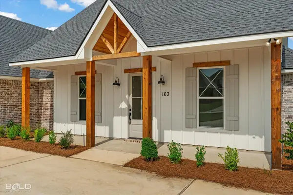 163 Oak Alley, Stonewall, LA 71078