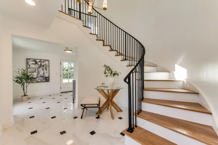 5501 Hillcrest Avenue, Dallas, TX 75205 - Image #2