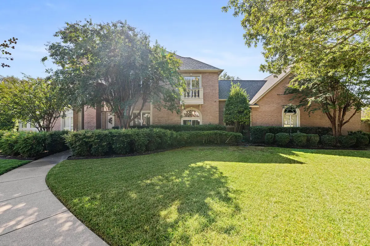 501 Ashburne Glen Circle, Ovilla, TX 75154 - Image #1