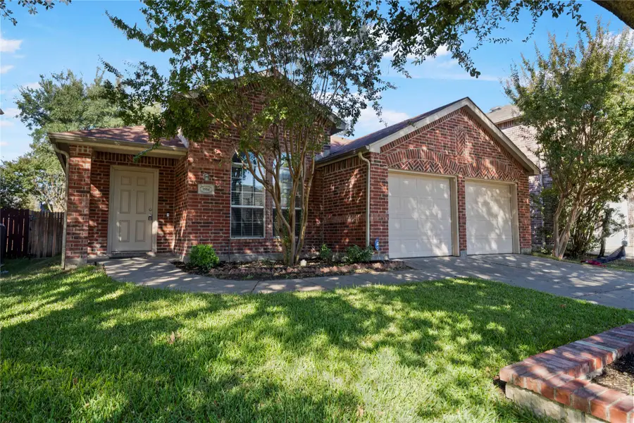 3904 Oakhurst Lane, McKinney, TX 75070 - Image #2