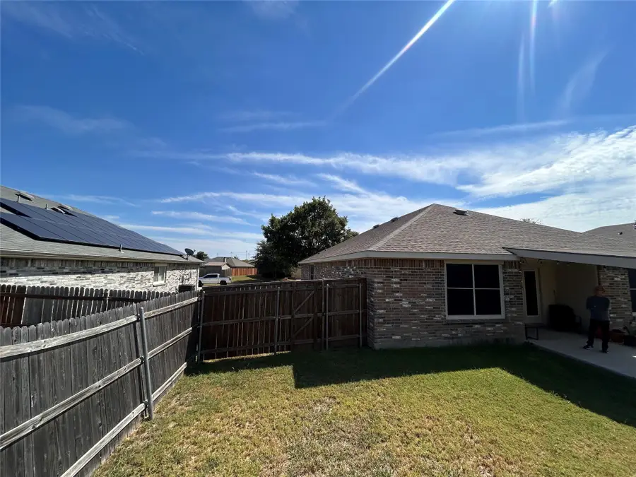 1403 Mammoth Cave Drive, Arlington, TX 76002 - Image #3