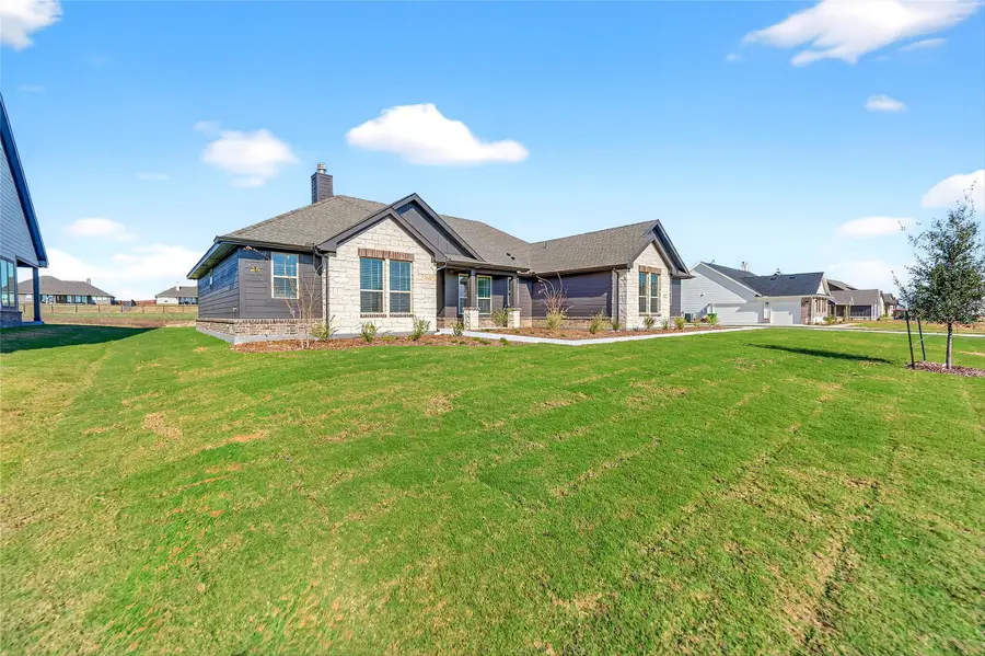 142 Brandywine Trail, Rhome, TX 76078 - Image #3