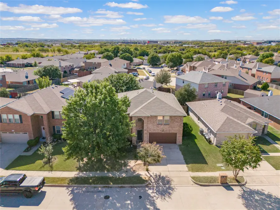 2120 Navada Way, Justin Roanoke, TX 76247 - Image #3