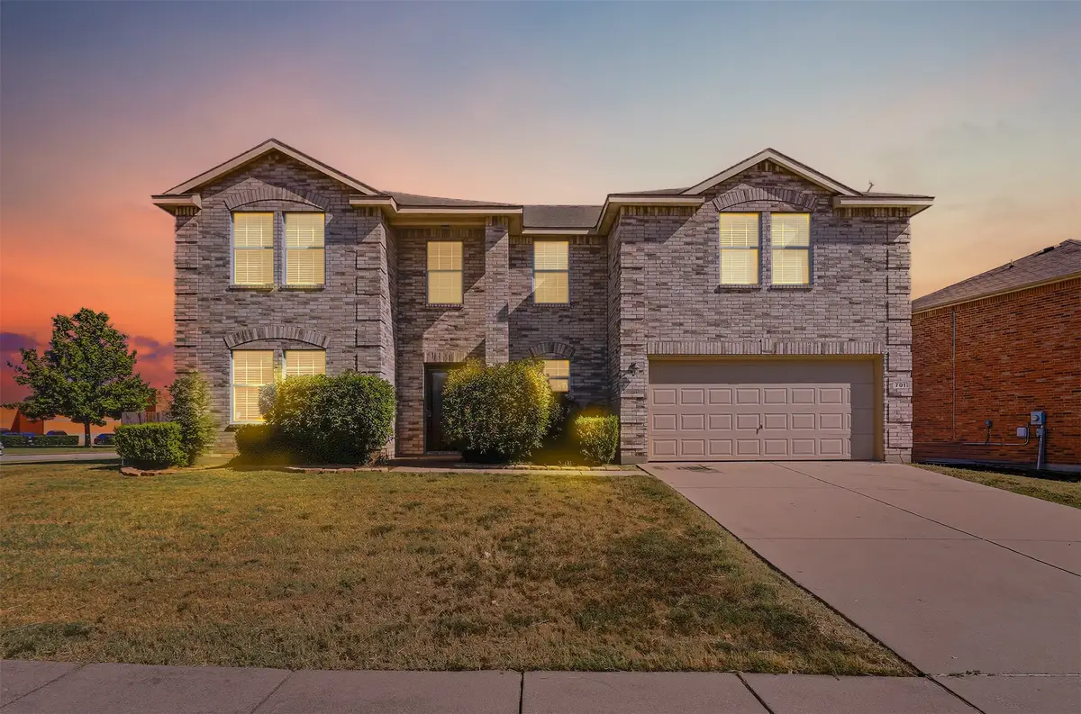 701 S Heights Drive, Crowley, TX 76036 - Image #1