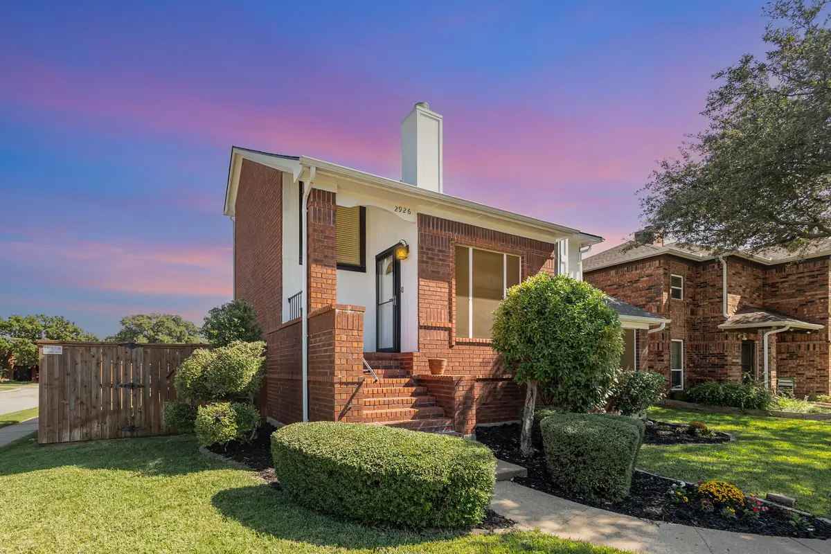 2926 Hunters Point Lane, Carrollton, TX 75007 - Image #1