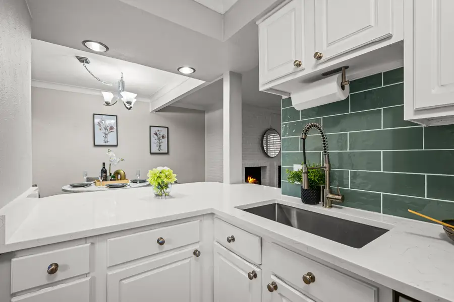 5934 Sandhurst Lane #109, Dallas, TX 75206 - Image #3