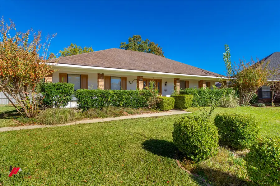 1407 Edgemont Circle, Bossier City, LA 71111 - Image #2