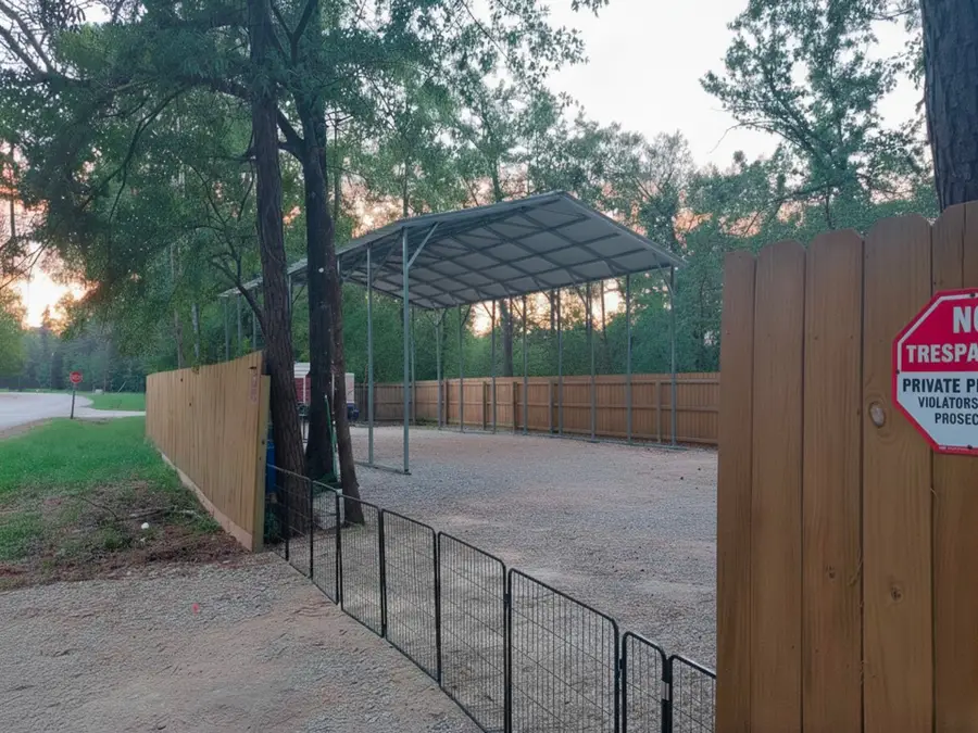 552 Alta Vista Drive, Livingston, TX 77351 - Image #3