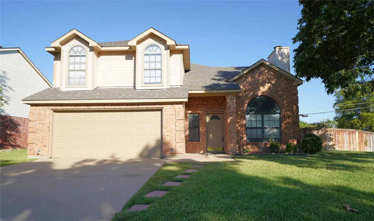 5700 Roundup Trail, Arlington, TX 76017 - Image #1