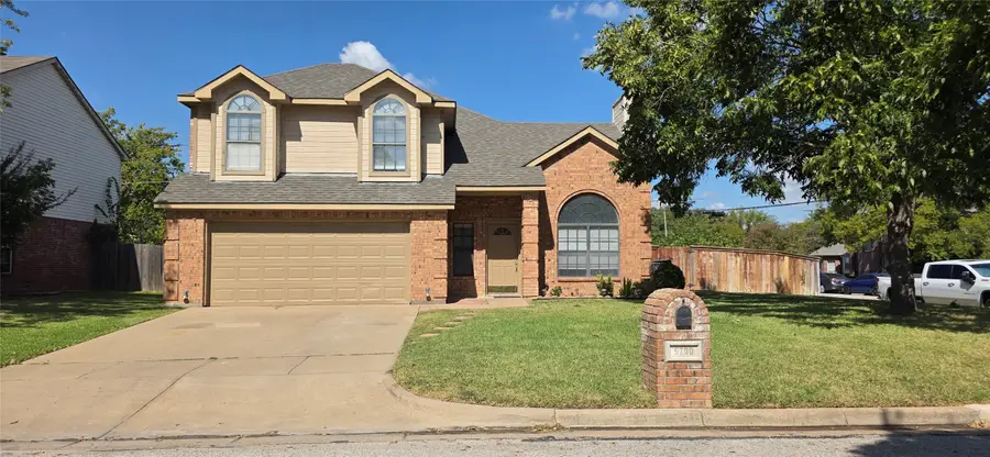 5700 Roundup Trail, Arlington, TX 76017 - Image #2