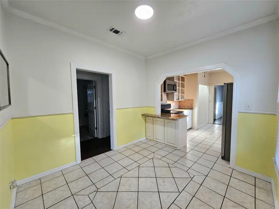 318 E Lee Avenue, Weatherford, TX 76086 - Image #3