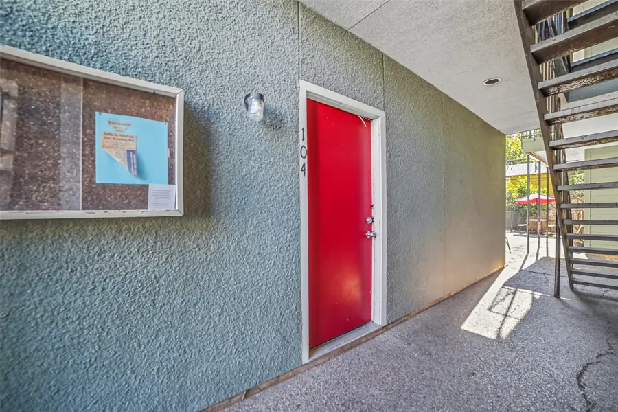 5620 Live Oak Street #104, Dallas, TX 75206 - Image #3