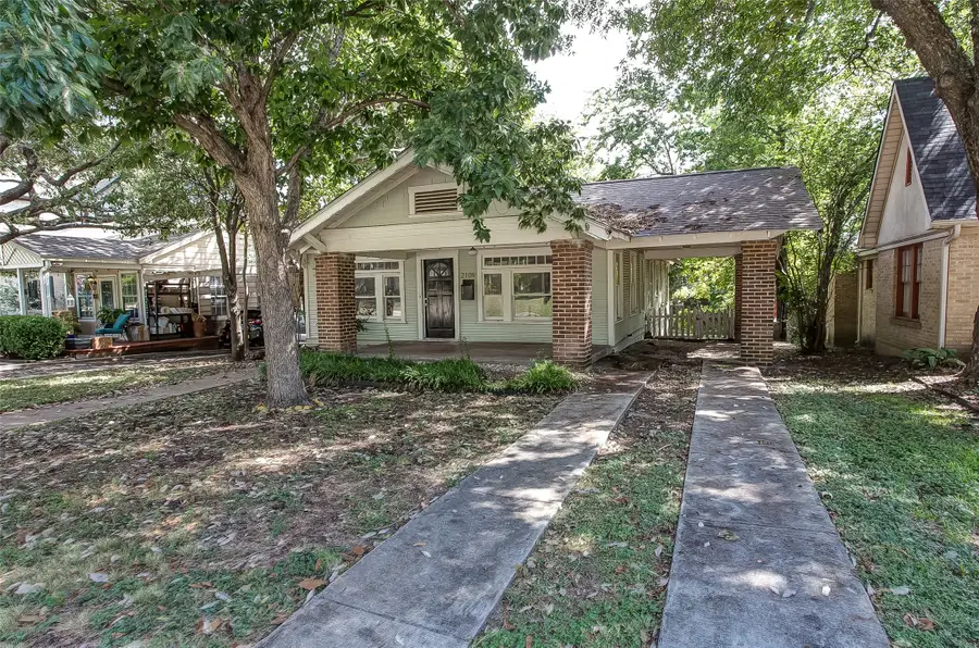 2109 Ashland Avenue, Fort Worth, TX 76107 - Image #2