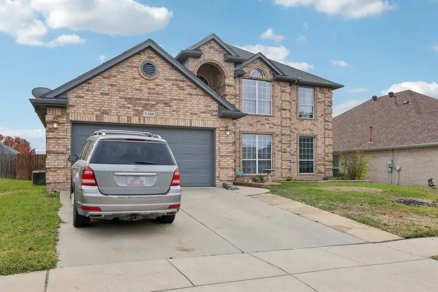 2708 White Rock Drive, Fort Worth, TX 76131 - Image #2