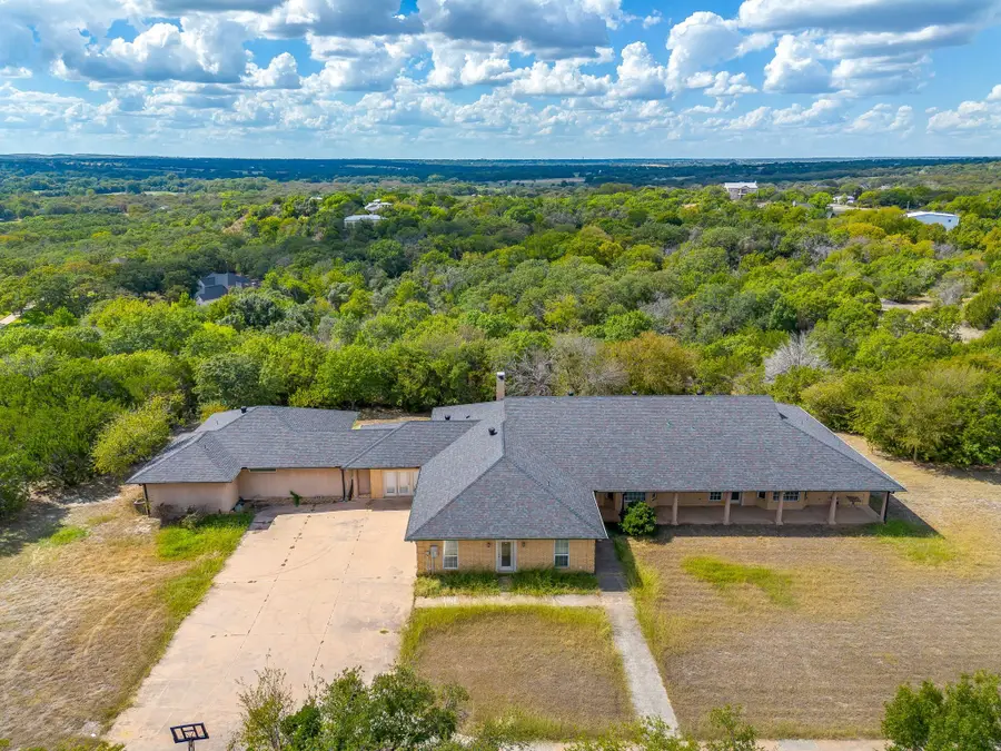 190 Walters Lane, Weatherford, TX 76087 - Image #2