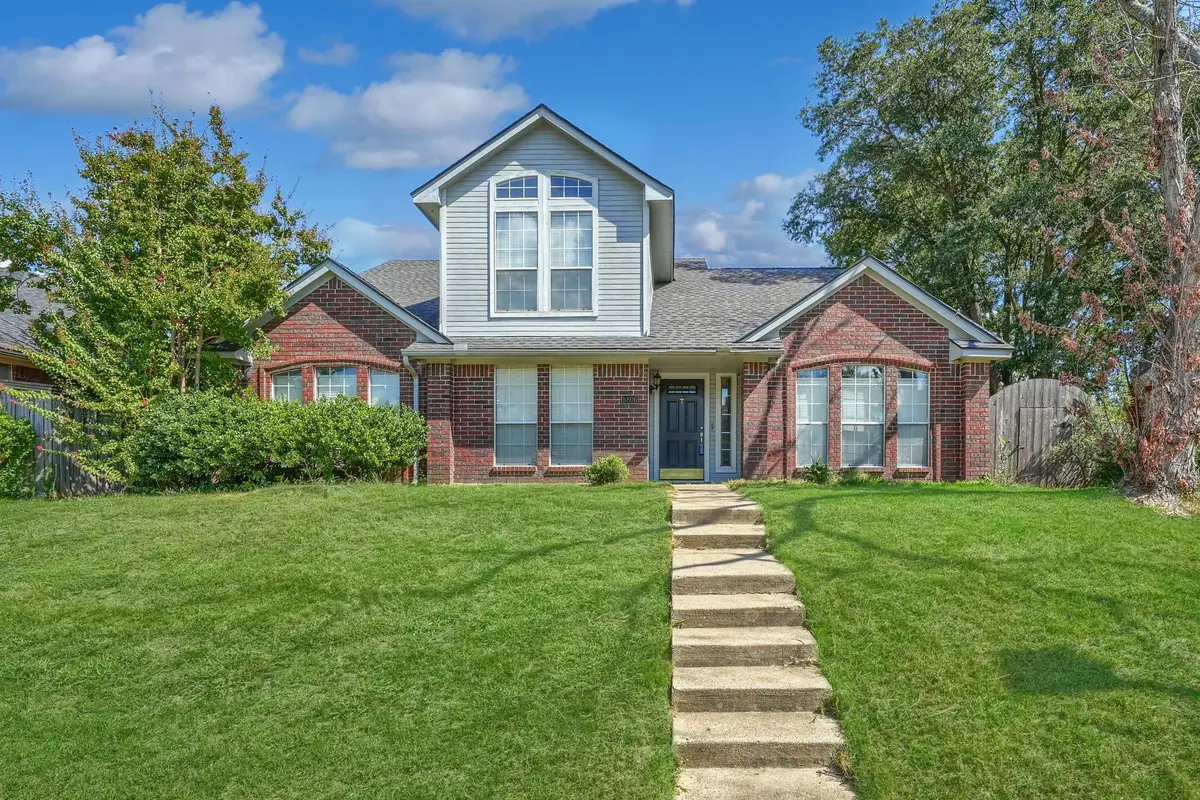 5806 Beacon Drive, Rowlett, TX 75089 - Image #1