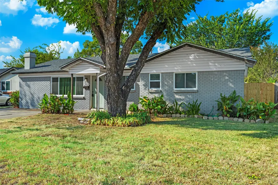 828 Russell Road, Everman, TX 76140 - Image #3