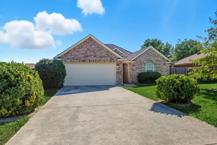 516 Oak Lake Street, Lake Dallas, TX 75065 - Image #3