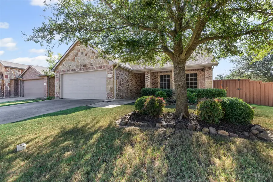 2029 Karsen Lane, Heartland, TX 75126 - Image #2