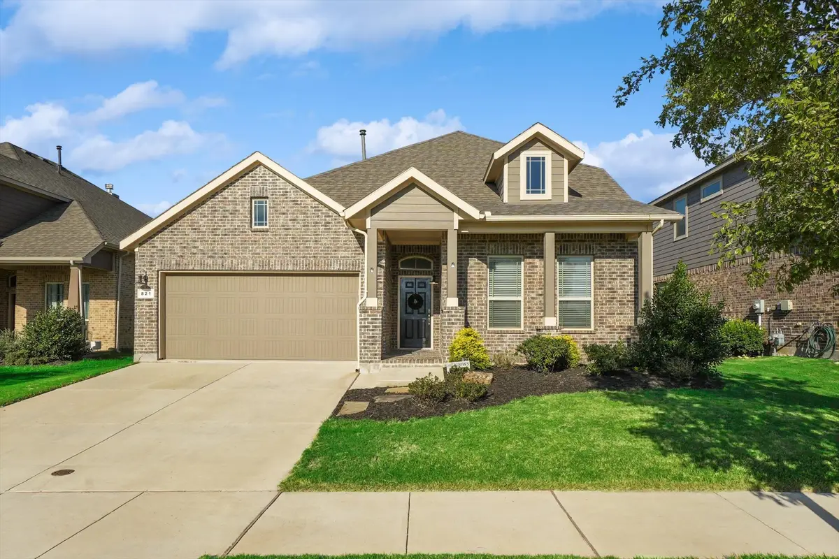 821 Meadows Drive, Argyle, TX 76226 - Image #1