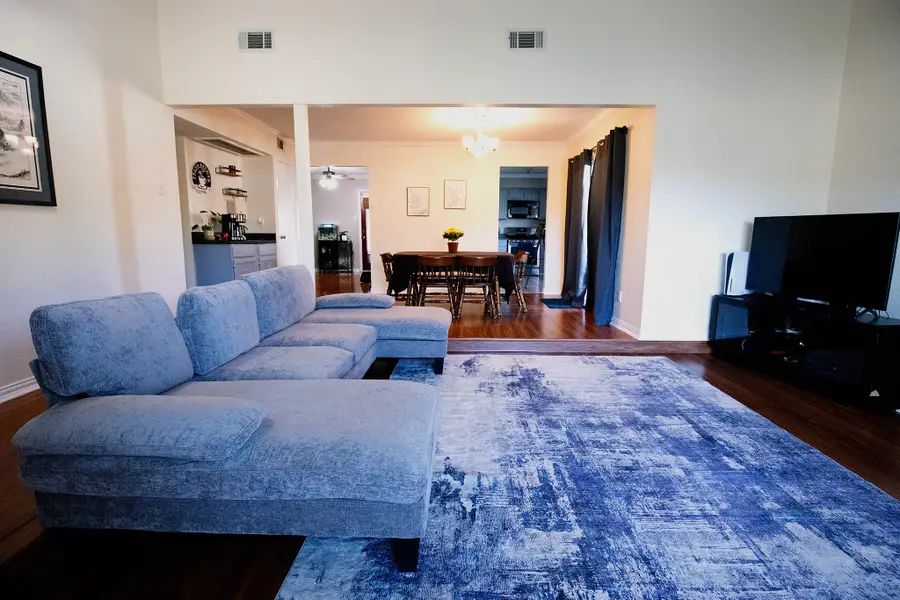 1103 Elk Grove, Richardson, TX 75081 - Image #3