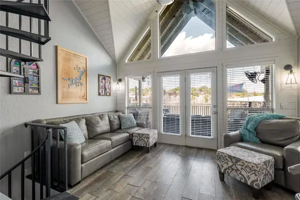 3005 Upcreek Alley #4, Strawn, TX 76475