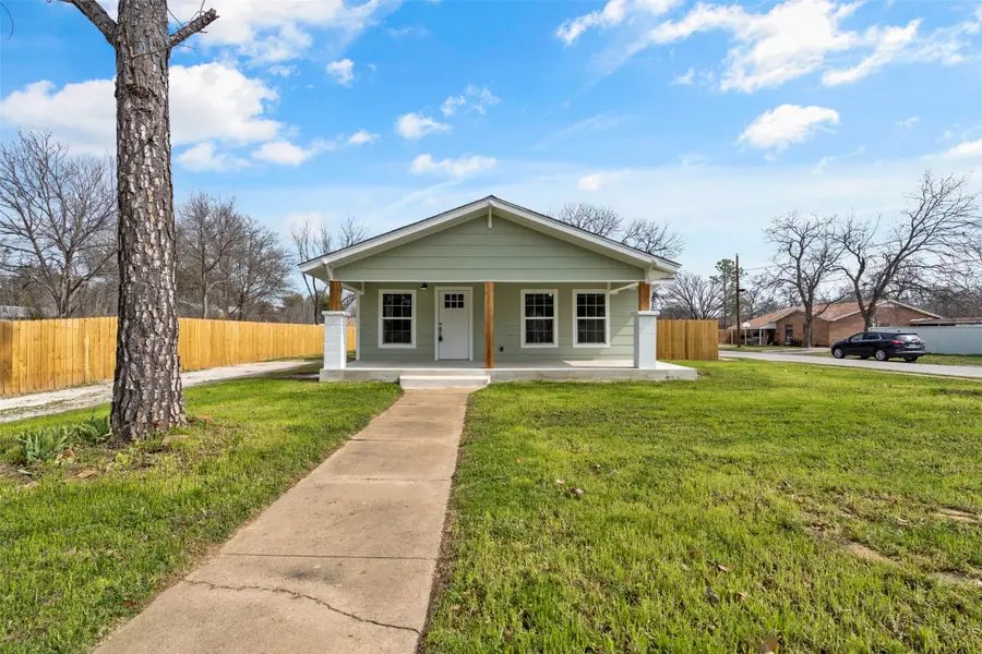 910 S Seaman Street, Eastland, TX 76448 - Image #2