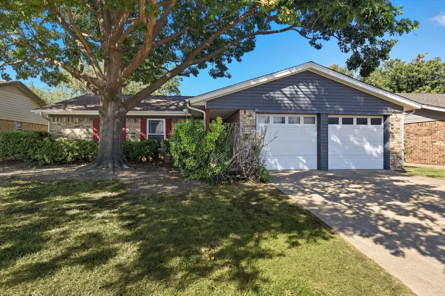 6549 Old Mill Circle, Watauga, TX 76148 - Image #2