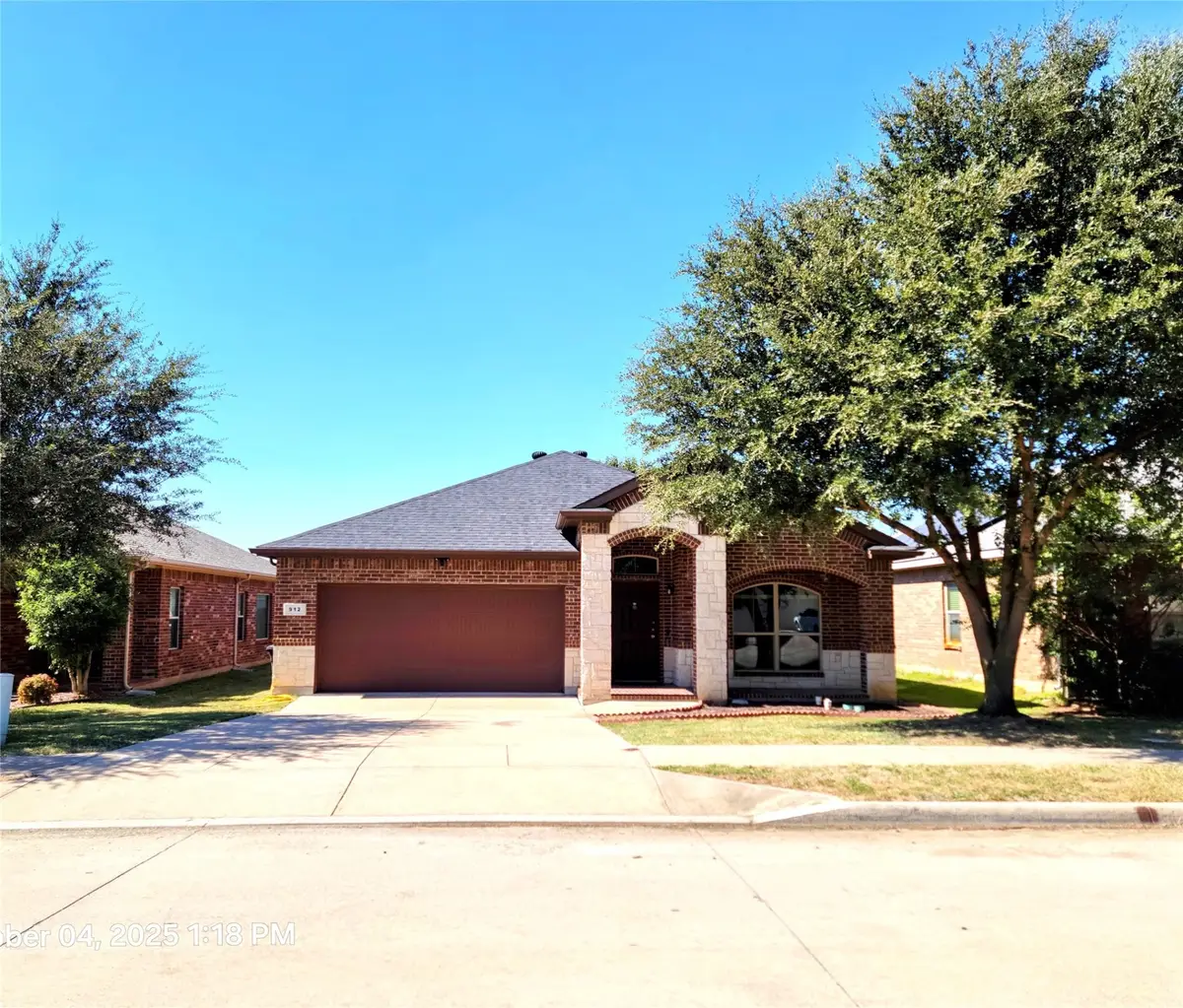 912 Iona Drive, Fort Worth, TX 76120 - Image #1