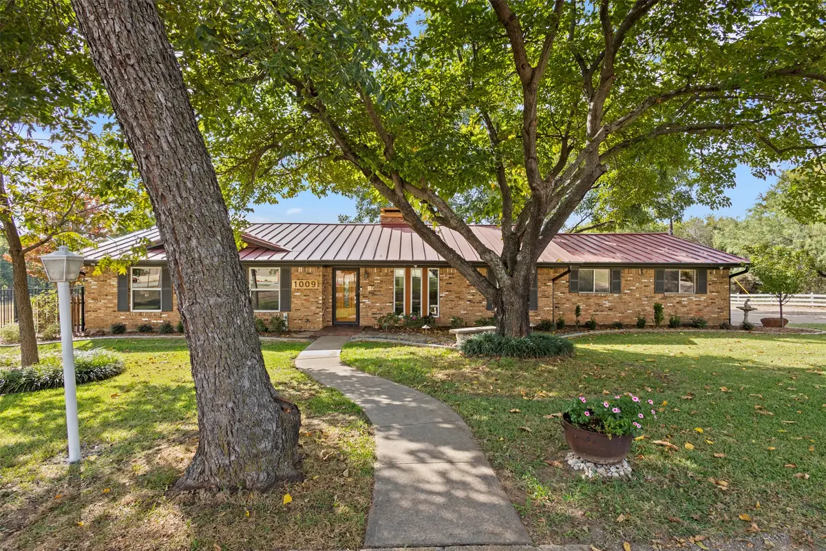 1009 W Interstate20, Grand Prairie, TX 75052 - Image #1