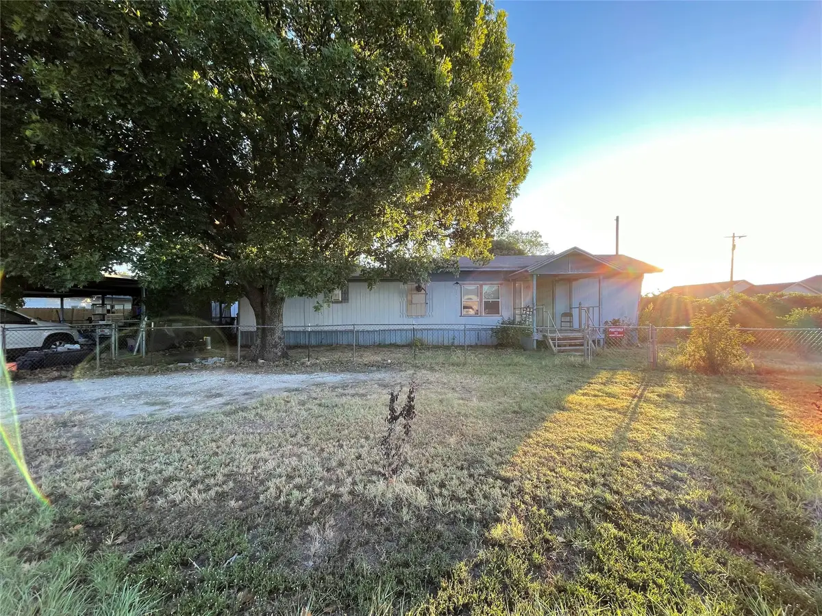2400 Creek Drive, Granbury, TX 76048 - Image #1