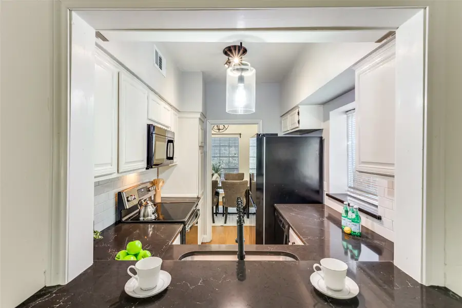 8555 Fair Oaks Crossing #702, Dallas, TX 75243 - Image #2