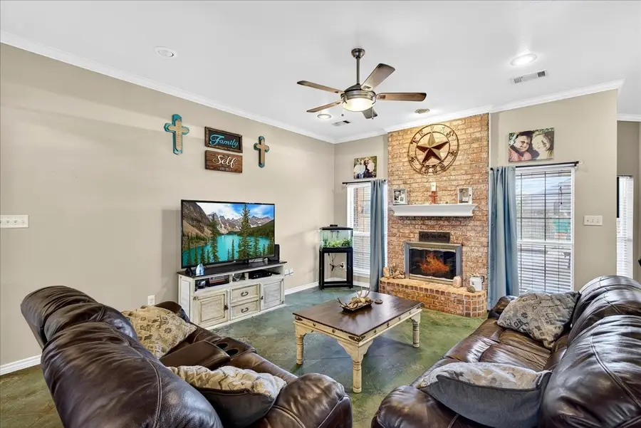 524 Autry Way, Mabank, TX 75147 - Image #2