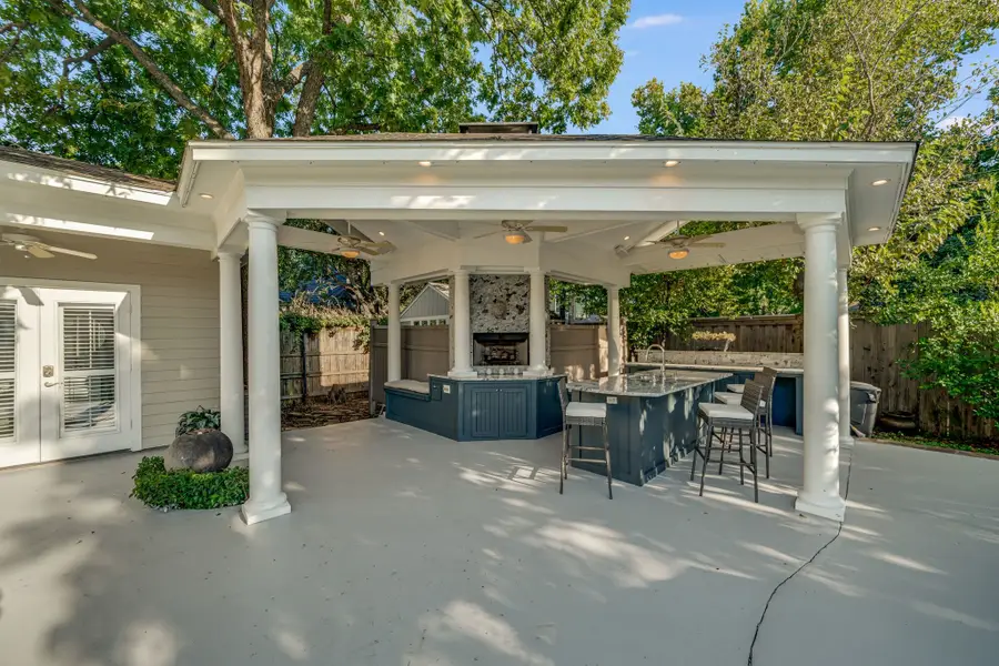 4230 Valley Ridge Road, Dallas, TX 75220 - Image #2