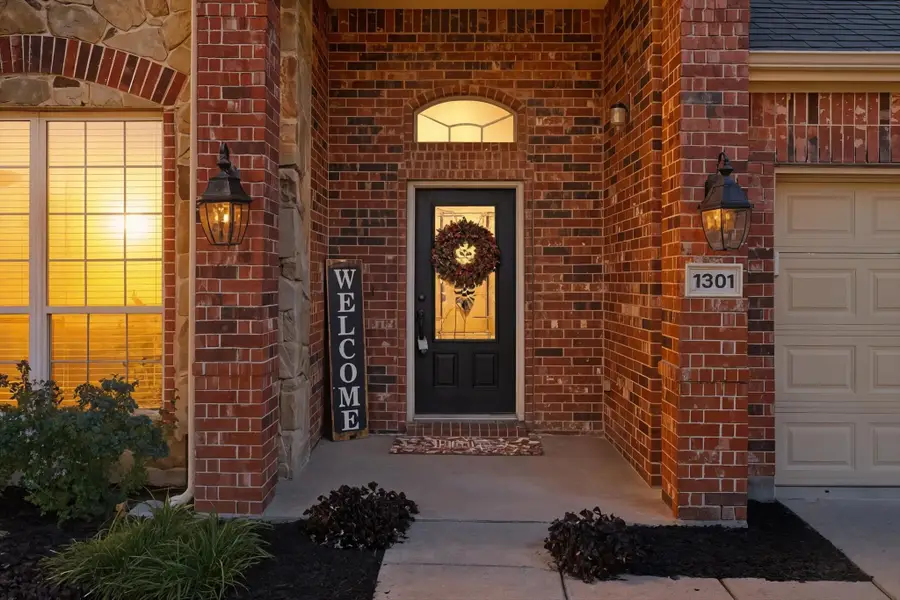 1301 Enchanted Rock Trail, McKinney, TX 75072 - Image #3