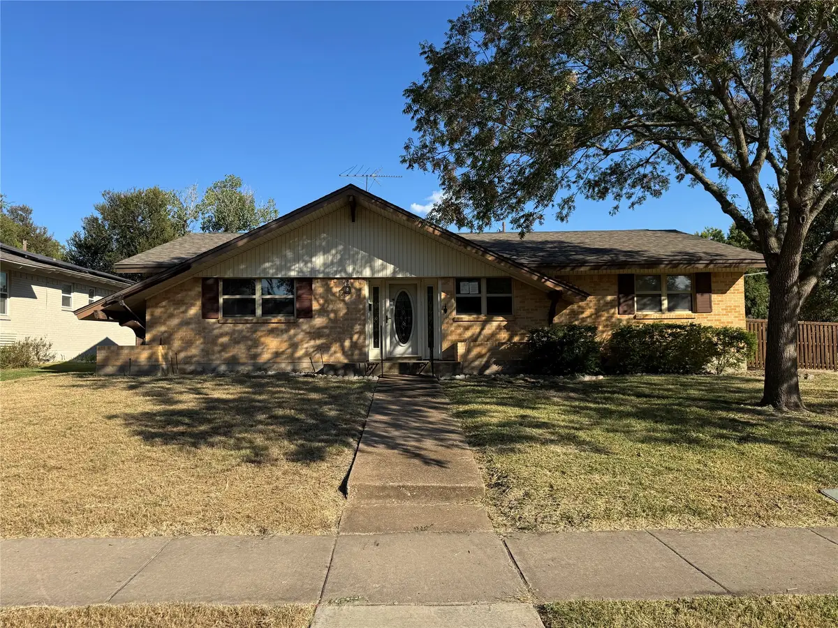 1900 Provincetown Lane, Richardson, TX 75080 - Image #1