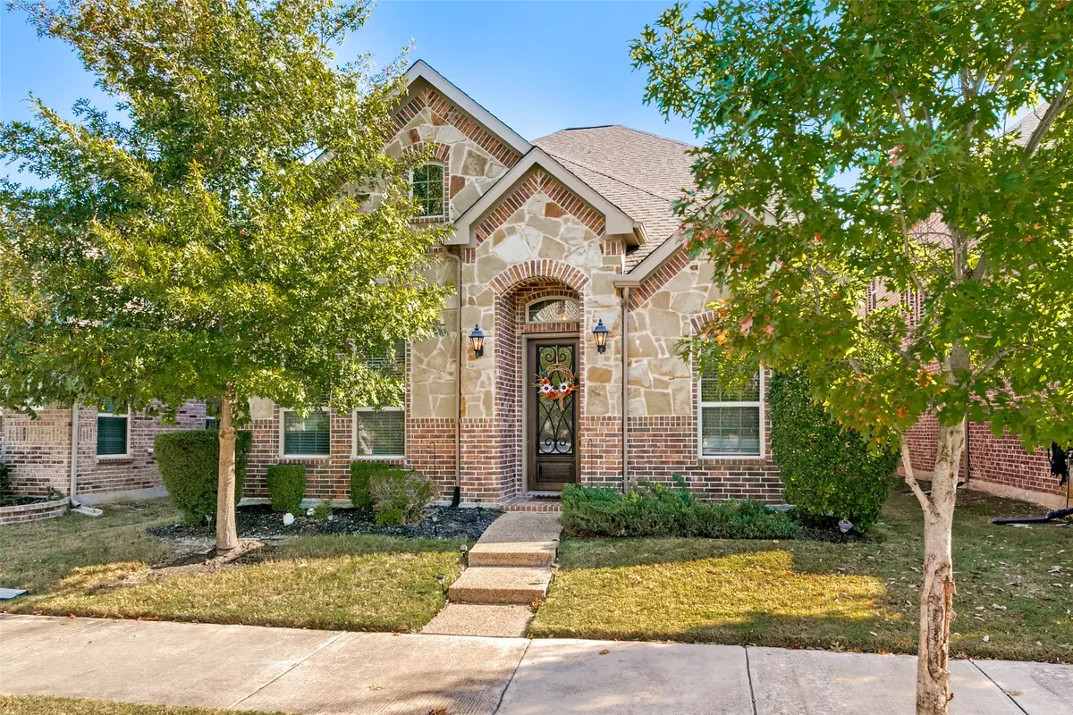 504 Garden Avenue, Euless, TX 76039 - Image #1