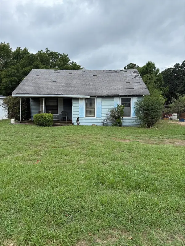 829 N Prairieville Street, Athens, TX 75751