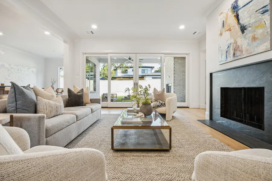 3757 Valley Ridge Road, Dallas, TX 75220 - Image #3