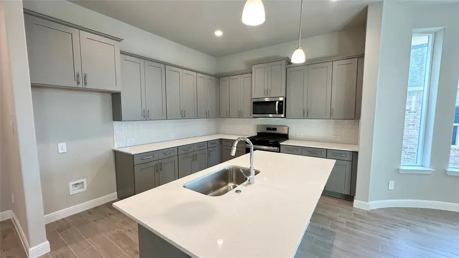 10853 Black Onyx Drive, Fort Worth, TX 76036 - Image #2