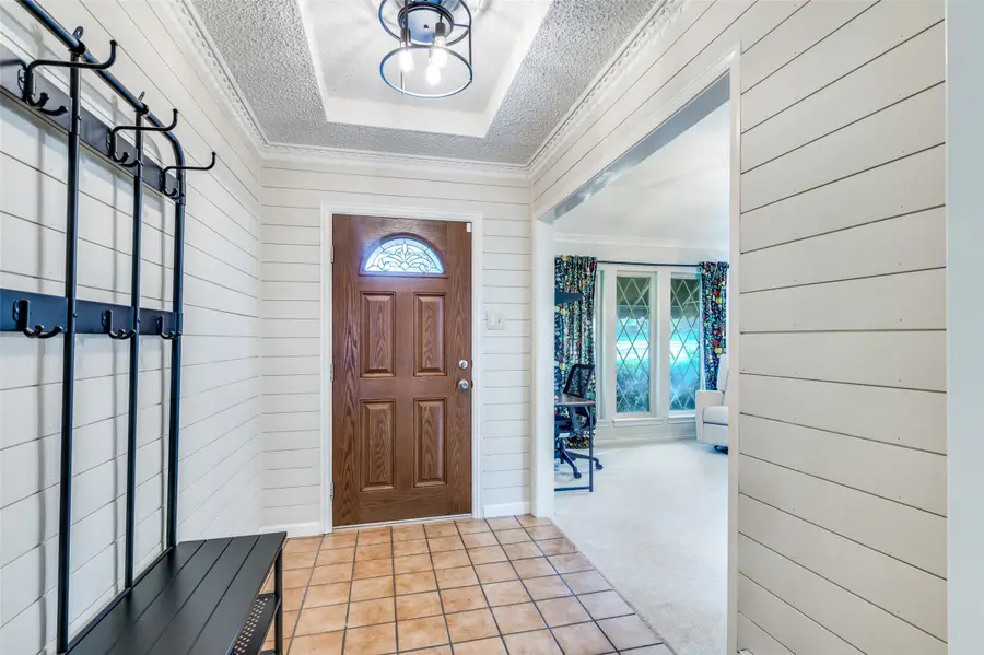 4111 Three Oaks Drive, Arlington, TX 76016 - Image #3