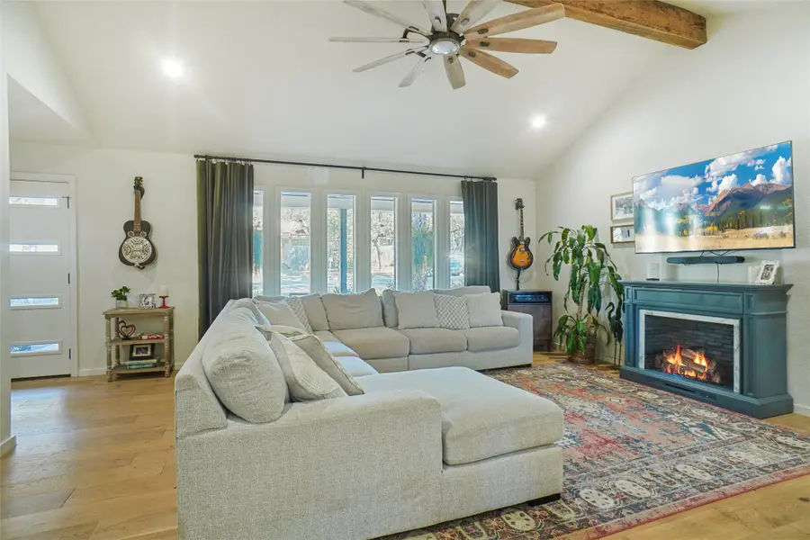 1724 Boston Avenue, Bridgeport, TX 76426 - Image #3